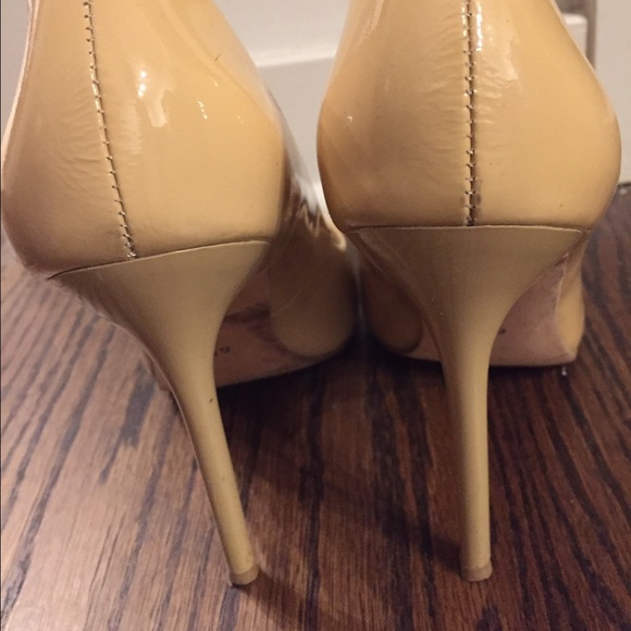 Gently Worn Maiden Lane Basic Pump - image 3