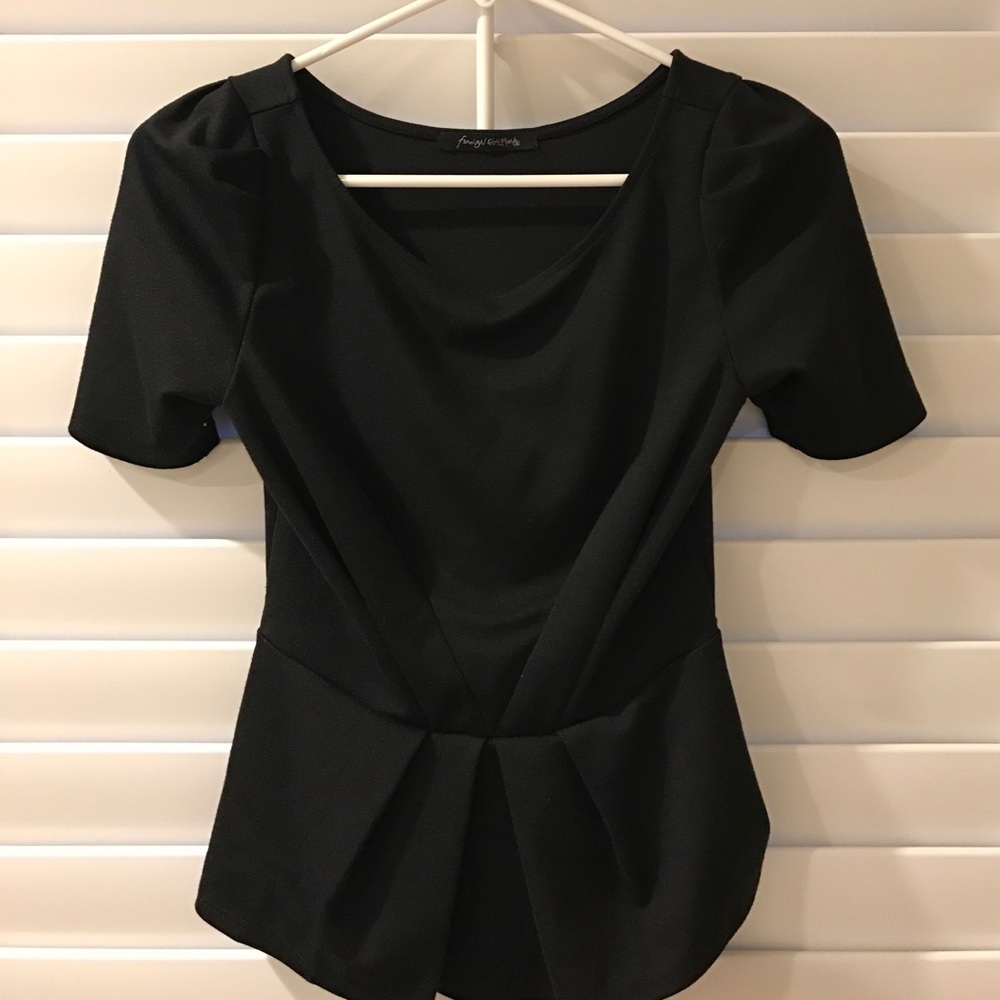 FOREIGN EXCHANGE short sleeved, Peplum top