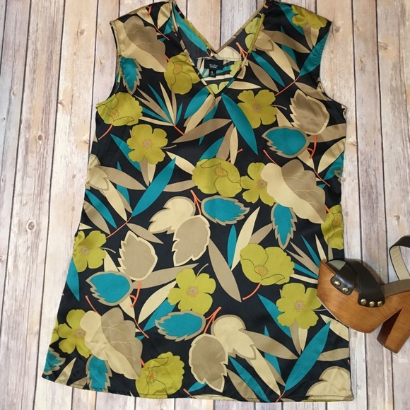 Multi Colored Shift Dress - Picture 3 of 4