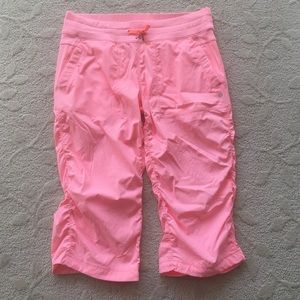 NWOT lululemon dance studio crop