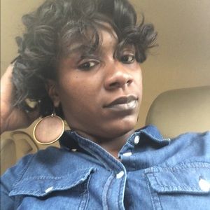 Meet your Posher, Brandy