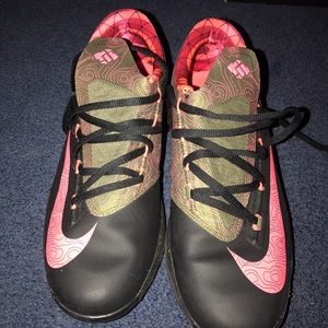 KD VI