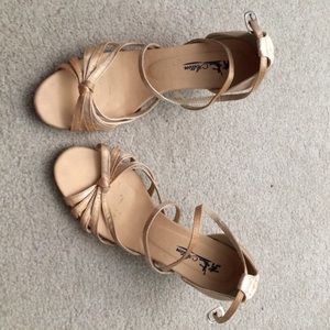 Custom made gold color women's heels!! Worn 1x.