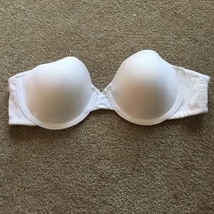 White strapless bra