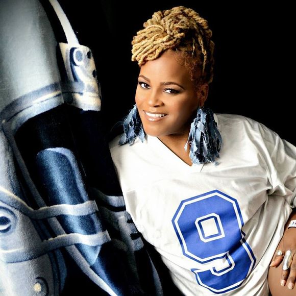 Meet your Posher, Angela