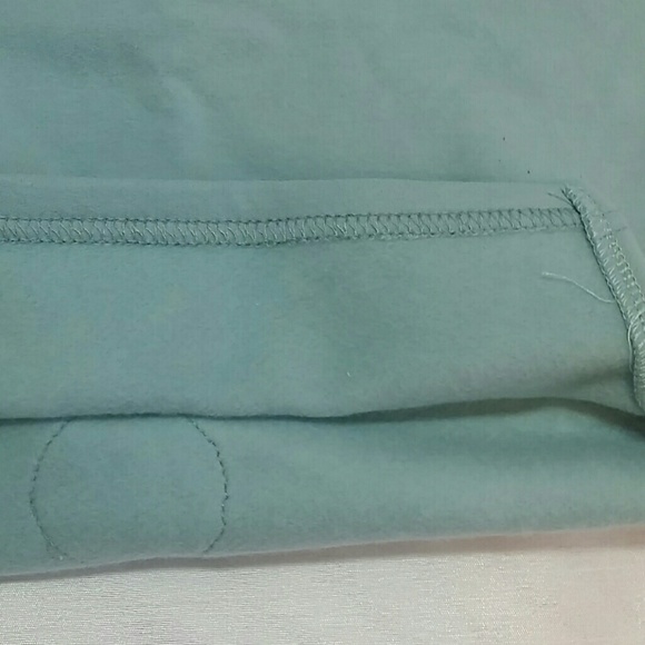 NWOT Crew Neck Light Blue Kitty Sweatshirt - Picture 3 of 4