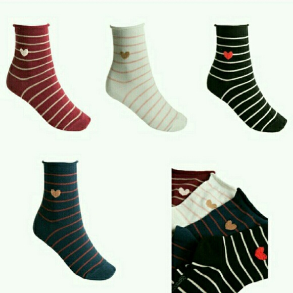 Heart socks - Picture 2 of 3