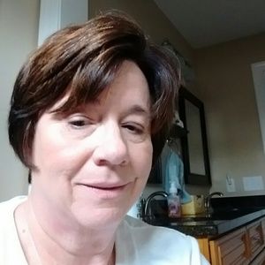 Meet your Posher, Janet