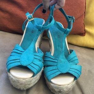 Cute teal wedges! American Eagle