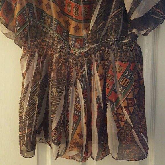 Multi color blouse. Worn once - Picture 3 of 4