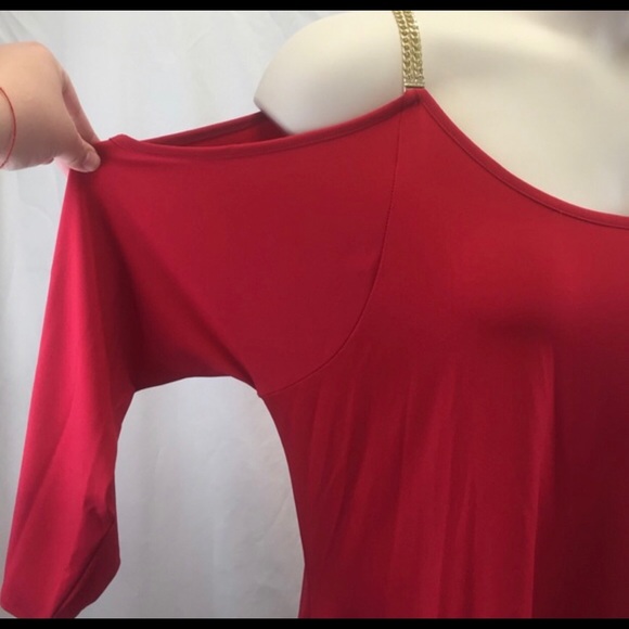 💋Red MK cold shoulder top, Gold Chain Straps - Picture 2 of 3