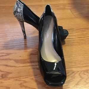 Jessica Simpson heels