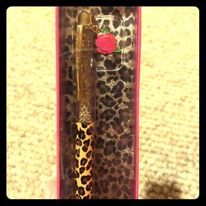 NEW YRS SALE LIMITED TIME Betsey Johnson Pen NWT