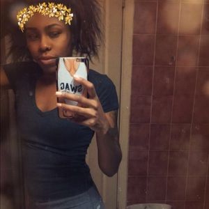 Meet your Posher, Ashanique