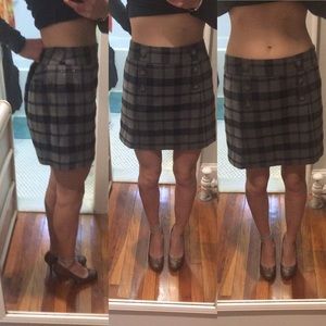 Cute checker GAP high waisted plaid skirt