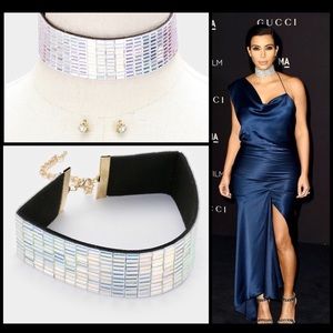 •Party Perfect• Felt Back Crystal Choker