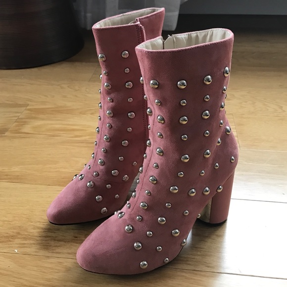 NWOB Blush/Mauve Suede Stud boots - Picture 3 of 4