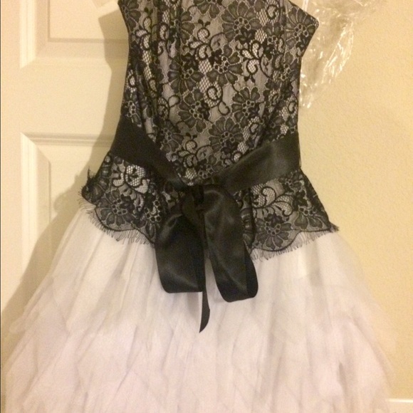 Prom/ Homecoming Dress - Picture 1 of 1