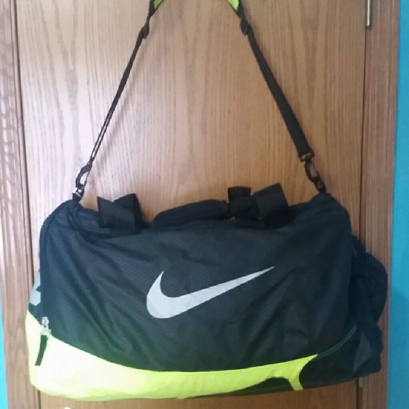 Nike Air Max Vapor Duffel Bag