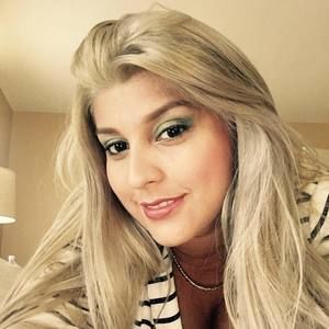 Meet your Posher, Angelica
