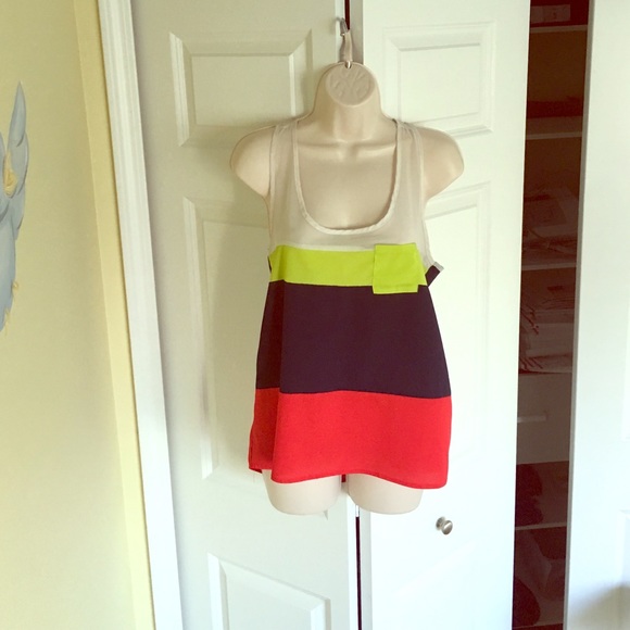 Bright nautical tank