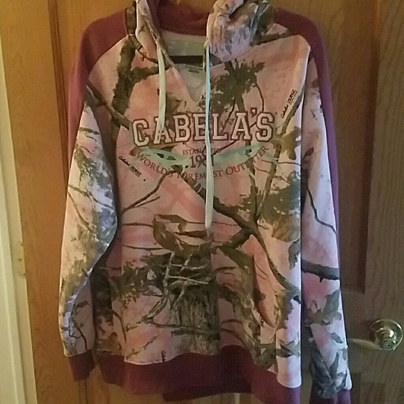 Cabelas hoodie