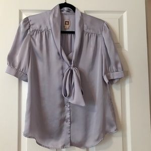 Women's Size 6 Ann Taylor Blouse