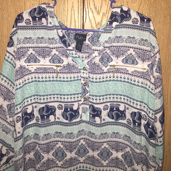 Cute elephant pattern shirt 🐘
