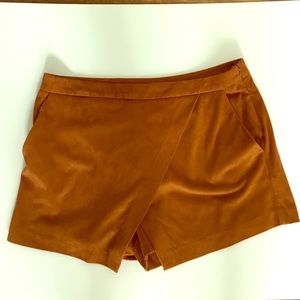 La hearts (pacsun brand) suede skort. Size medium