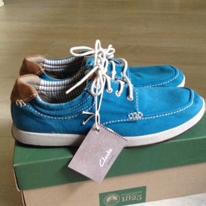 clarks canvas shoes mens