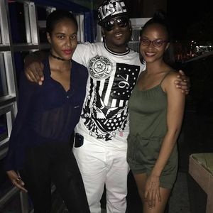 Meet your Posher, Sharon