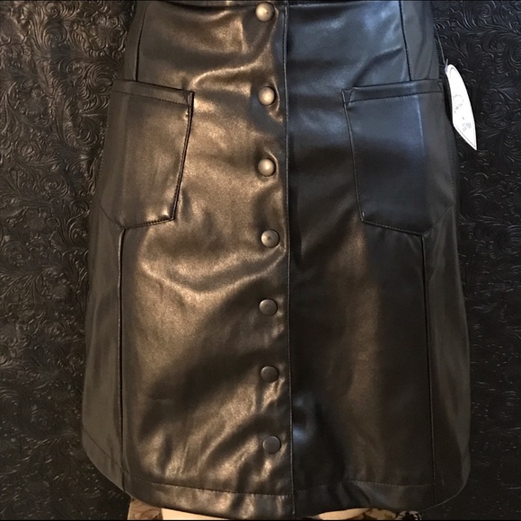 Women's Skirts