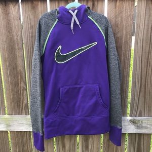 FINAL SALE Nike thermafit pullover sweater size XS