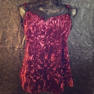 Women's Tops