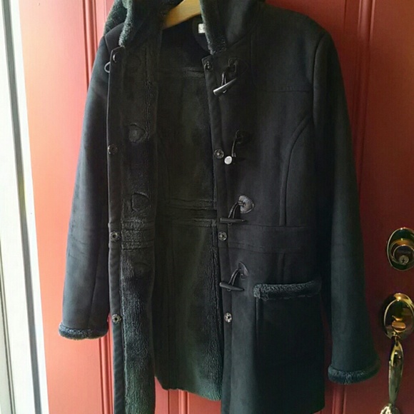 Coat - Picture 3 of 4