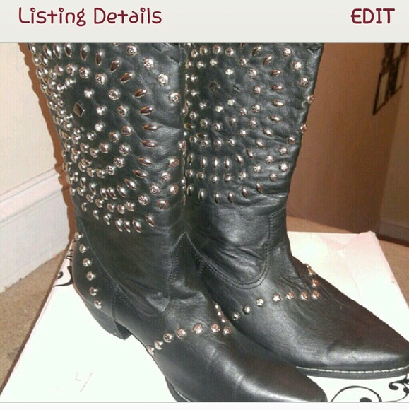 Black stud Boots