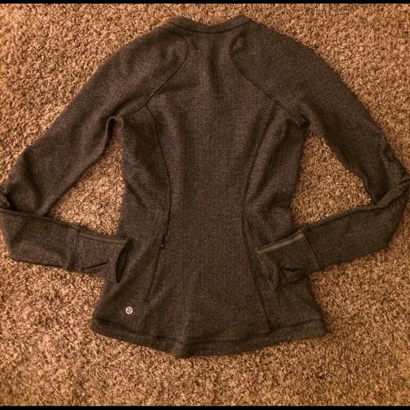 Lululemon Long Sleeve top