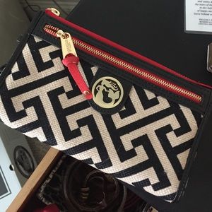 Spartina clutch