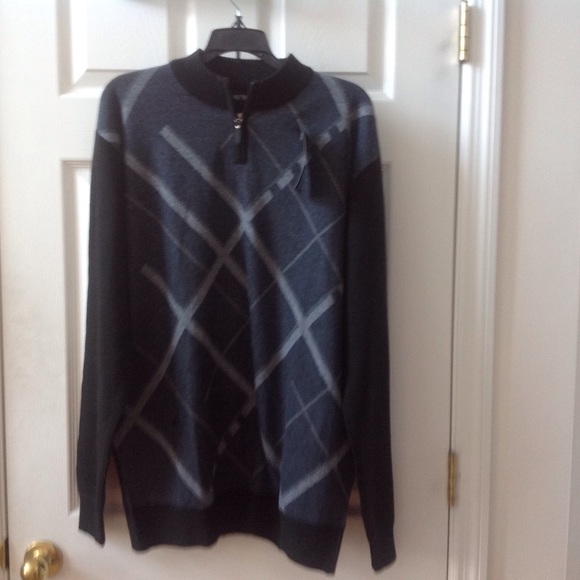 NICE SWEATER - Picture 3 of 4