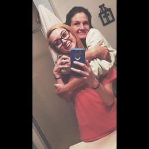 Meet your Posher, Candi