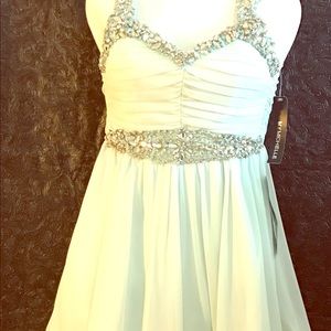 Juniors Dress