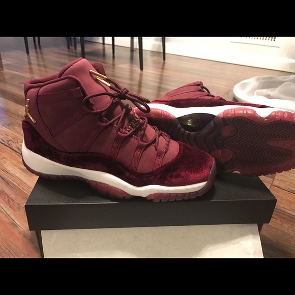 Heiress 11s in 7.5Y (fits 8.5-9 women's) SOLDD