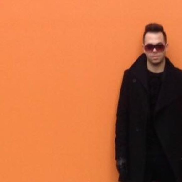 Meet your Posher, Andrew - Picture 1 of 1