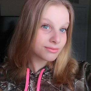 Meet your Posher, Abigail