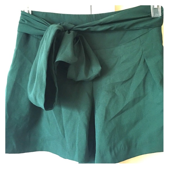 High Waisted Shorts With Bow Belt