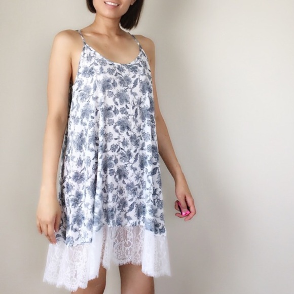 Floral with lace trim slip dress. CLEARANCE - Picture 3 of 4