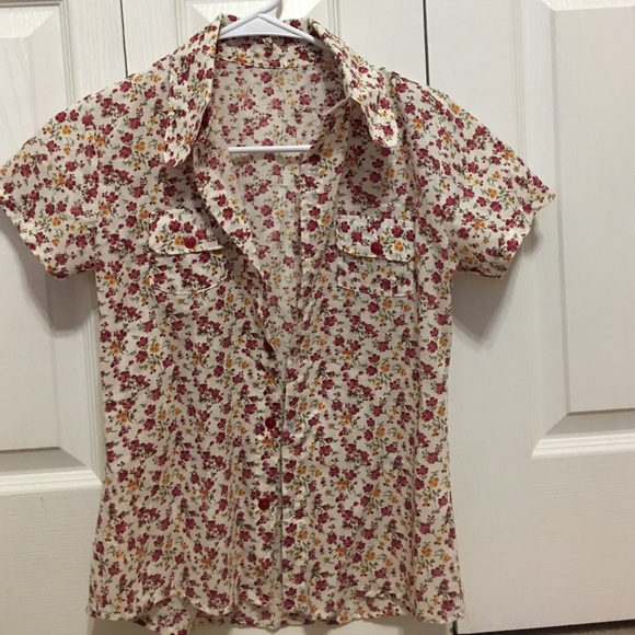 Floral button up - Picture 1 of 2