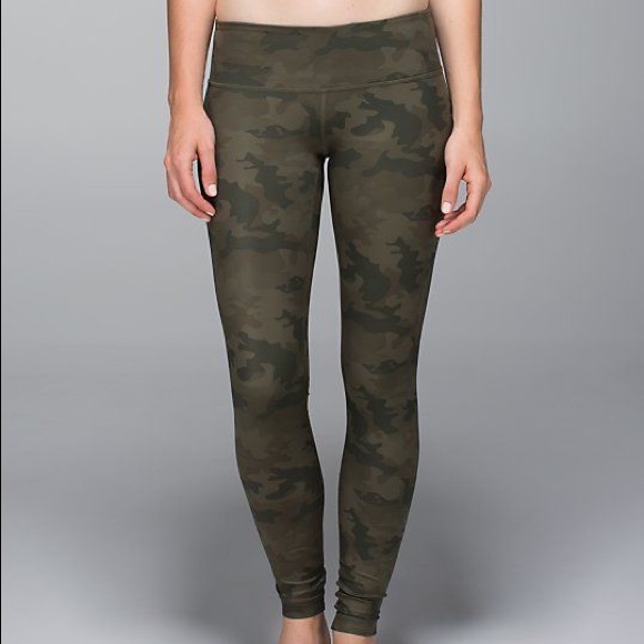 Camo Lululemon wunder under