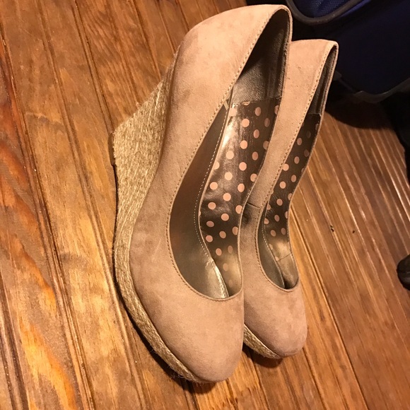 Fergie espadrilles 8.5 gently worn.