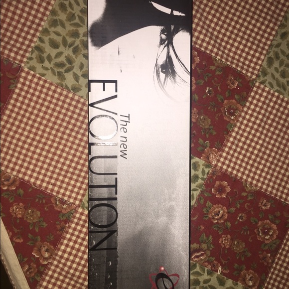 Evolution wand curler never used - Picture 1 of 2